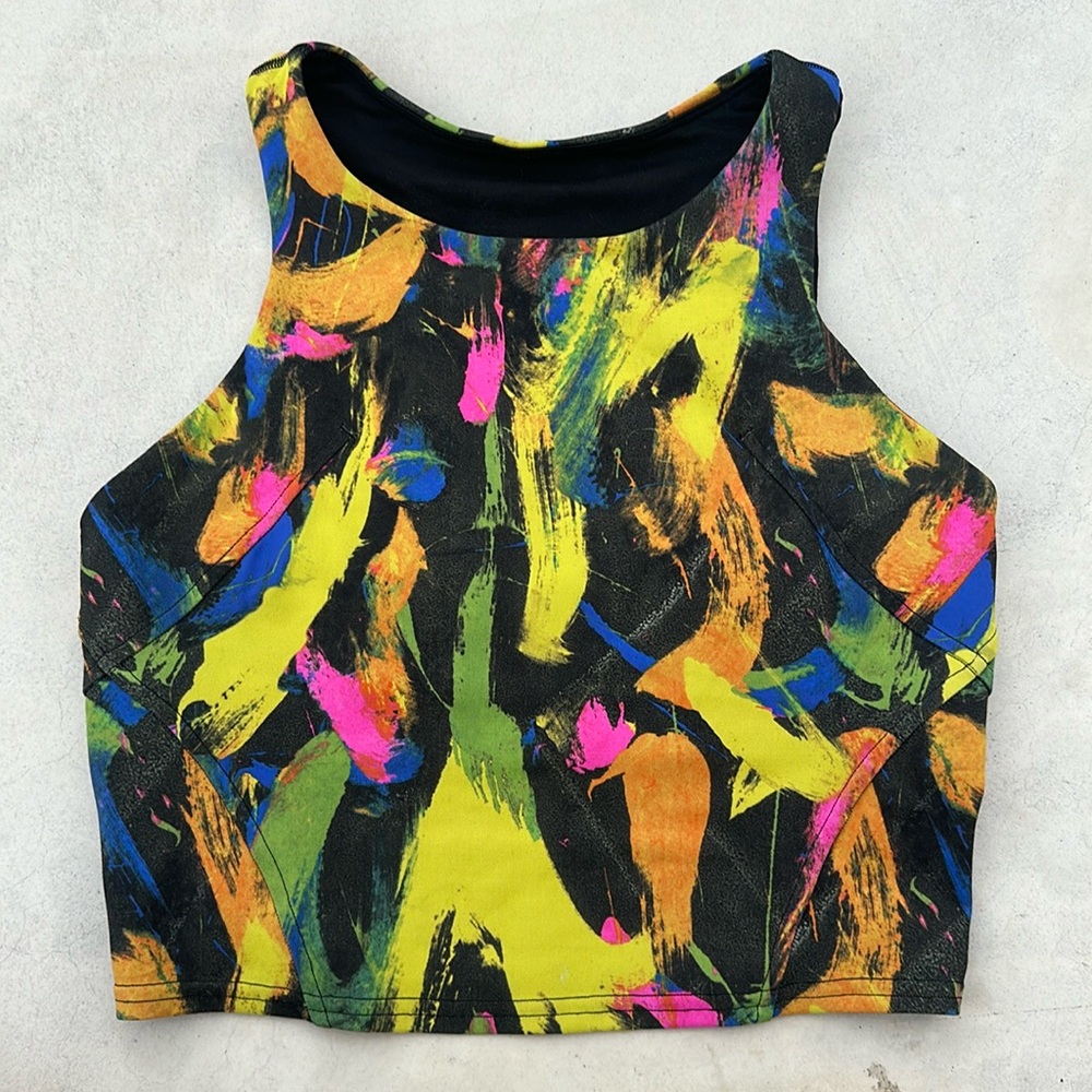 Lululemon Invigorate training tank top with built in bra size 6